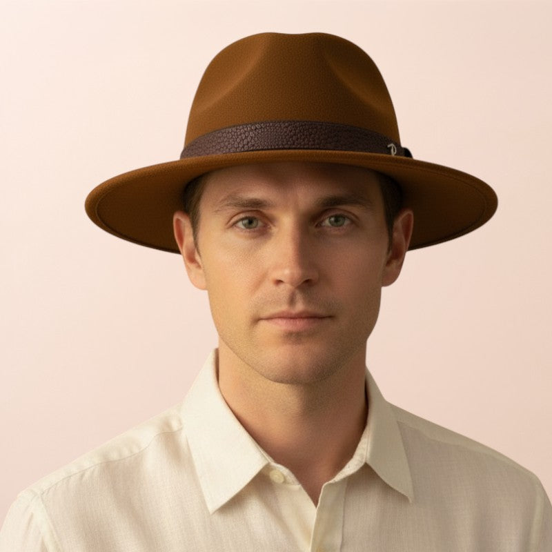 Barret Traveller amb cinta de cuir | Panizza