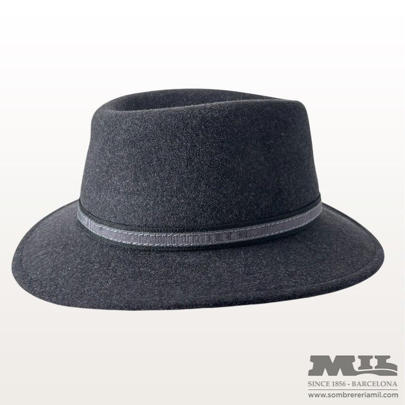 Barret Wolf Crushable | City Sport