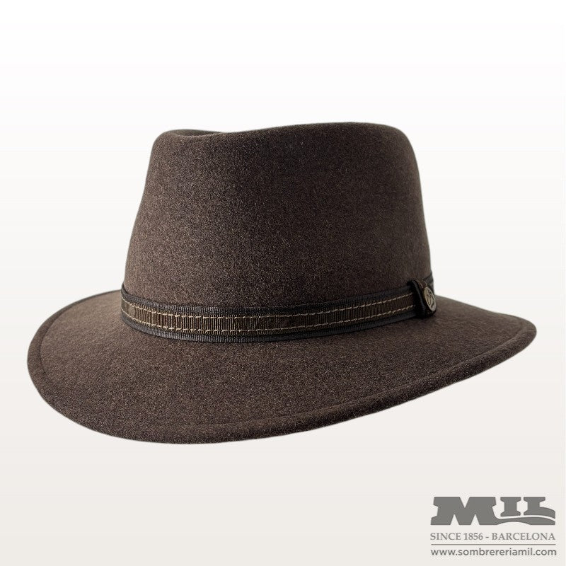 Barret Wolf Crushable | City Sport