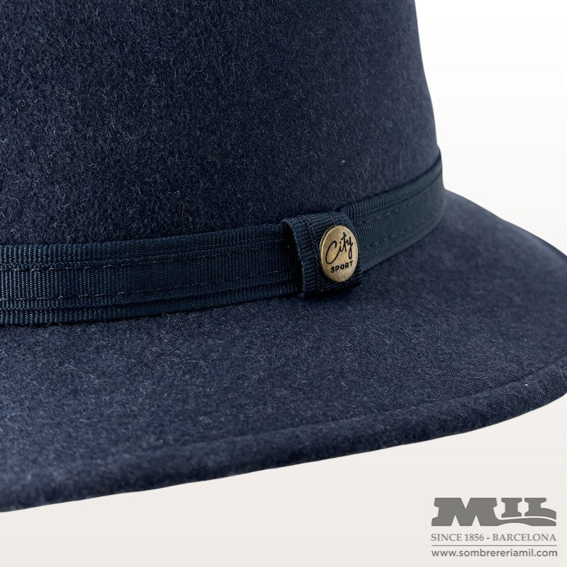 Barret Wolf Crushable | City Sport